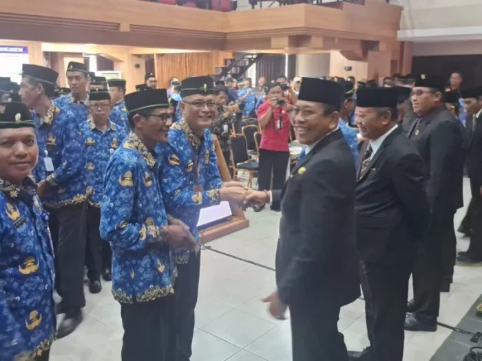 gus-par-mutasi-65-pejabat-perkuat-kinerja-dan-reformasi-birokrasi-pemkab-karangasem