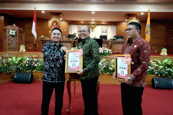 kado-hut-kota-amlapura-karangasem-kembali-raih-opini-wtp-dari-bpk