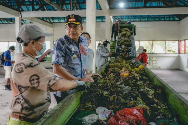 pemkab-karangasem-hentikan-operasional-insinerator-alihkan-ke-sistem-pengolahan-sampah-mekanik