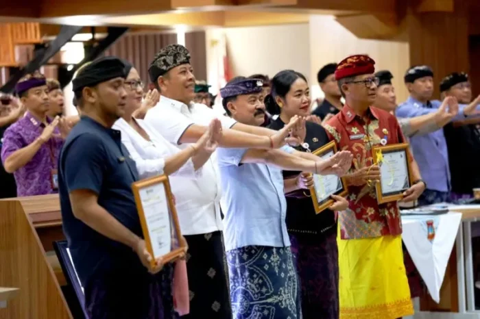 raih-predikat-kualitas-tinggi-pemkab-karangasem-siapkan-langkah-pembenahan-pelayanan-publik