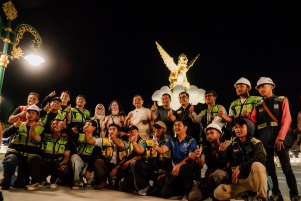 Resmi Menyala! Sentuhan Bupati Percantik Wajah Malam Titik Nol Singaraja
