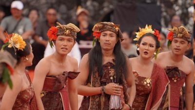 sindiran-tokoh-wayan-guncang-pkb-xlviii-taman-penasar-duta-badung-angkat-dilema-adat-dan-ekonomi-masyarakat-bali