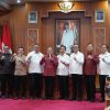 Wujudkan Bali Bersih, Bupati Satria Hadiri Rakor Gerakan Bali 100% Memilah Sampah Bersama Menteri LH