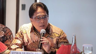 hadiri-rapat-konsultasi-dpd-ri-wagub-giri-prasta-tegaskan-arah-pembangunan-bali-berbasis-ekonomi-kerthi