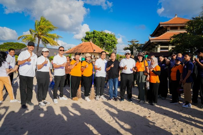 hari-lingkungan-hidup-sedunia-2026-badung-gelar-aksi-kurve-serentak-di-pantai-samuh-benoa