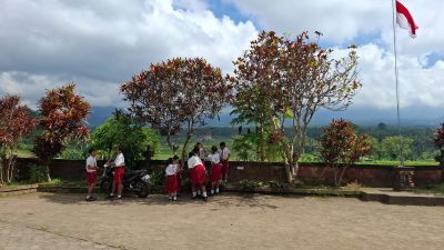krisis-murid-di-karangasem-dua-sd-negeri-tanpa-siswa-baru
