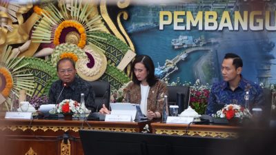 kunjungan-wisatawan-bali-tembus-163-juta-pada-2025-koster-tekankan-penguatan-infrastruktur-dan-lingkungan