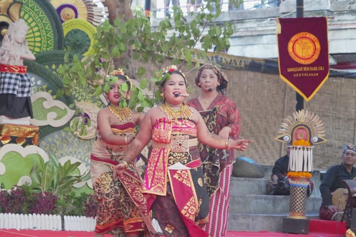 Les Kelanguan Memukau PKB XLVIII, Duta Badung Angkat Semangat Mebuug Buugan Kedonganan