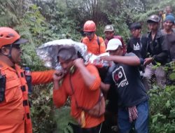 Pendaki Gunung Agung Asal Tabanan Meninggal Dunia Usai Dievakuasi