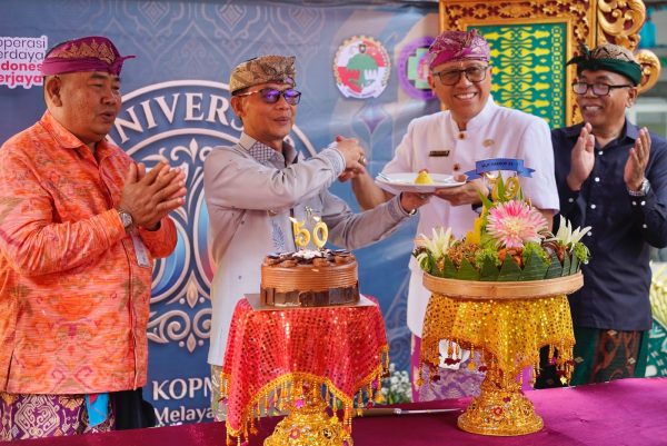 setengah-abad-kopmen-rejeki-rsud-klungkung-resmikan-kantor-baru-bupati-satria-dorong-inovasi-digital