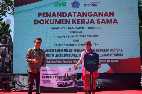 wujudkan-nusa-penida-sebagai-green-island-pemkab-klungkung-gandeng-rve-dan-bank-mandiri-kembangkan-ekosistem-green-mobility