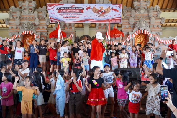 apresiasi-lomba-karaoke-lagu-nasional-kepahlawanan-ibu-putri-koster-kobarkan-patriotisme-anak-dan-remaja