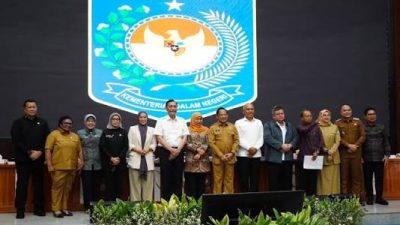 bali-jadi-percontohan-program-digitalisasi-bansos-gubernur-koster-siap-tancap-gas-sukseskan