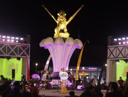 Buka Bulfest 2026 di Praja Mandala Singa Ambara Raja, Gubernur Koster Serahkan Penghargaan kepada Tiga Maestro Tari Buleleng