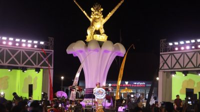 buka-bulfest-2026-di-praja-mandala-singa-ambara-raja-gubernur-koster-serahkan-penghargaan-kepada-tiga-maestro-tari-buleleng