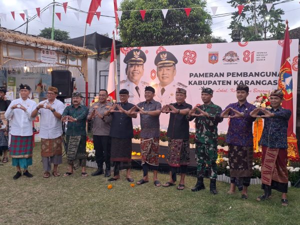 bupati-gus-par-buka-pameran-pembangunan-hut-ri-ke-81-dorong-karya-lokal-dan-umkm
