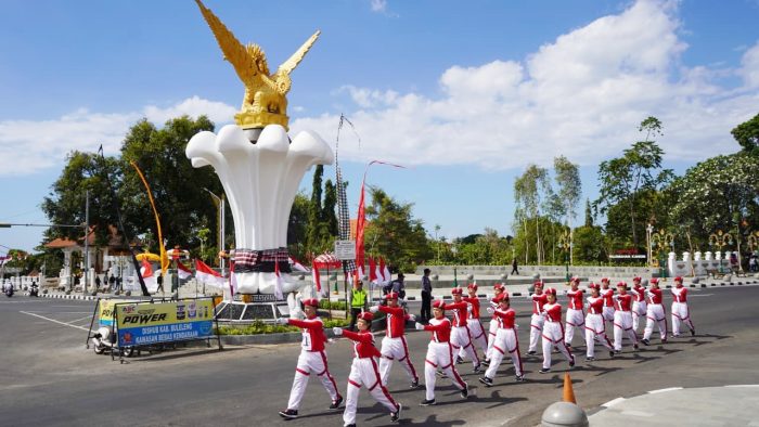bupati-sutjidra-lepas-gerak-tingkat-smp-tanamkan-semangat-disiplin-dan-jiwa-kebangsaan