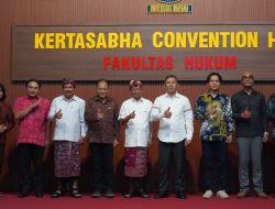 Gubernur Koster Ajak Mahasiswa Pascasarjana FH Unud Perkuat Keilmuan Hadapi Persaingan Global