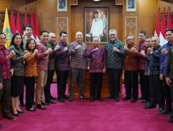 Gubernur Koster Dorong Jajarannya Inovatif dan Kerja Maksimal Genjot Realisasi PAD 2026