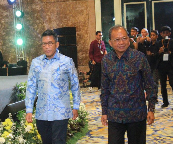 gubernur-koster-ingin-pengembangan-fintech-diimbangi-penguatan-literasi-keuangan
