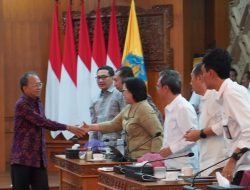 Gubernur Koster Pimpin Rapat Penetapan LP2B, Target Nasional 87 Persen Tercapai