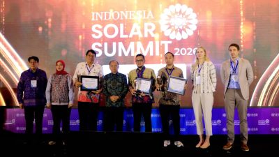 gubernur-koster-targetkan-bali-bebas-pembangkit-tenaga-fosil-plts-jadi-andalan-menuju-net-zero-emission-2045