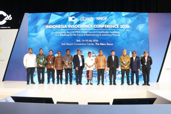 hadiri-iic-2026-gubernur-koster-harapkan-kualitas-kepastian-hukum-investasi-semakin-meningkat