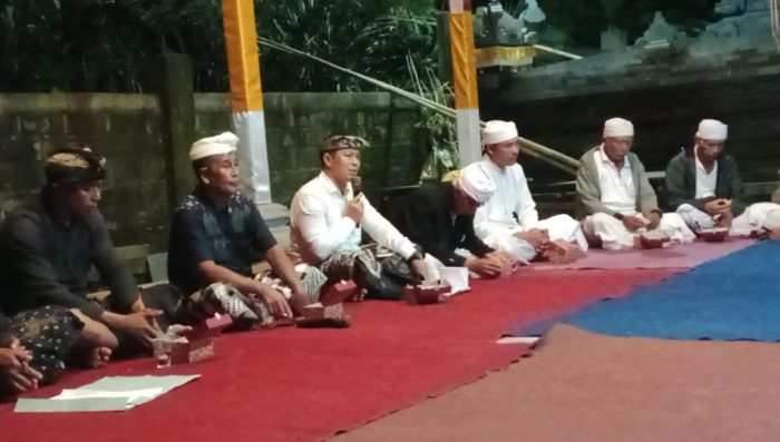 i-gusti-agung-dwi-putra-tampung-keluhan-warga-geriana-kangin-dari-jalan-rusak-hingga-fasilitas-pura