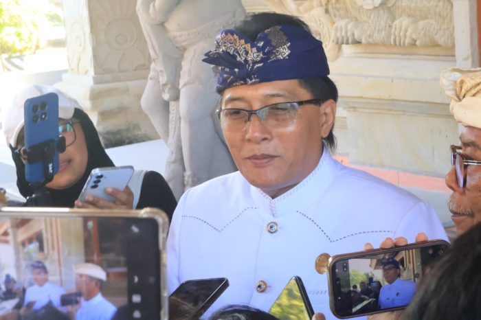 jawab-pandangan-umum-fraksi-dprd-pemprov-bali-tegaskan-komitmen-perkuat-tata-kelola-keuangan-daerah