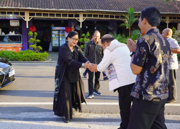 https://balifactualnews.com/pecah-ny-putri-koster-saksikan-bintang-5-musika-jani-fsbj-viii-di-ardha-candra/