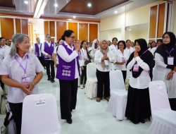 Ny. Putri Koster Tekankan Transformasi Posyandu sebagai Pusat Pelayanan Masyarakat