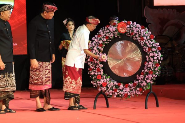 pengunjung-pkb-2026-tembus-18-juta-orang-20-929-seniman-terlibat-total-omset-penjualan-lebih-rp-16-m