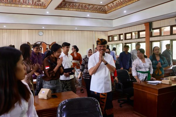 sekda-dewa-indra-tekankan-pemenuhan-hak-anak-jadi-fondasi-pembangunan-sdm