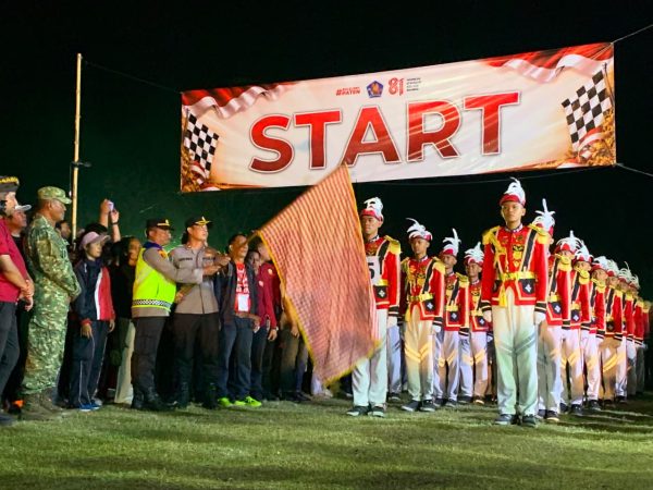 start-dari-celukan-bawang-19-regu-ikuti-gerak-jalan-45-km