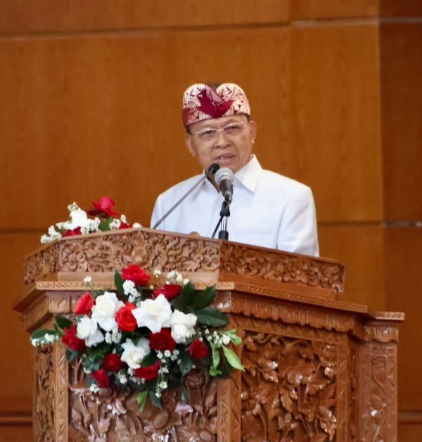 terbitkan-ingub-bali-no-6-2026-gubernur-koster-perkuat-integritas-dan-kualitas-pelayanan-publik