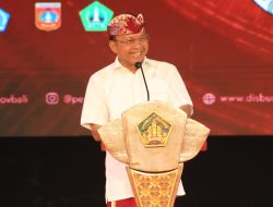 Tutup PKB ke-48 dan Buka Festival Seni Bali Jani VIII 2026, Gubernur Koster: Jangan Bosan, Bali Terkenal karena Budaya