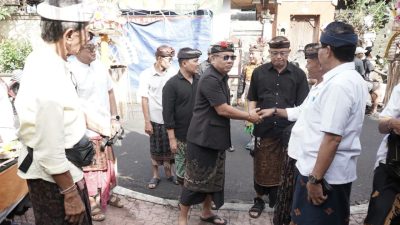 wakil-bupati-guru-pandu-jaga-adat-jangan-kehilangan-jati-diri-bali