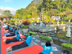 200 Peserta Yoga Ramaikan Pembukaan Tirta Gangga Art Festival 2026