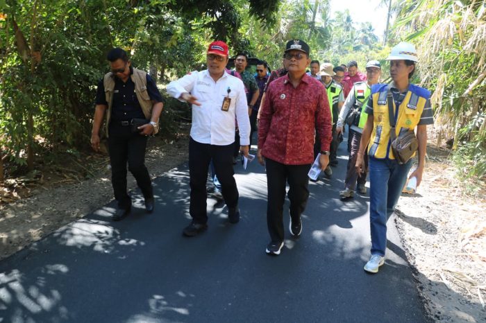 bupati-sutjidra-pastikan-penuntasan-jalan-bukti-tunjung-progres-pengerjaan-lampaui-target