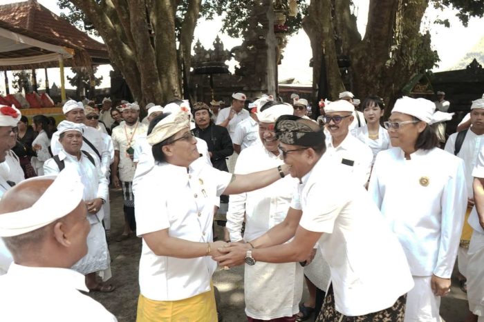 danu-kertih-batur-bupati-gus-par-titip-harapan-besar-untuk-karangasem