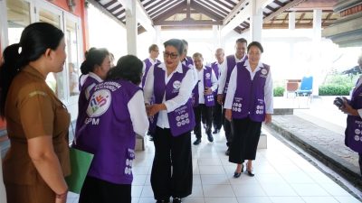 dari-kesehatan-hingga-sosial-ny-putri-koster-dorong-posyandu-perkuat-pelayanan-masyarakat
