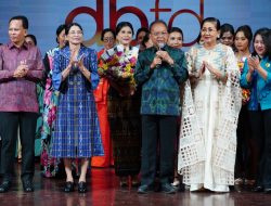 Dekranasda Bali Fashion Day “Wastra Hitakara”, ASN Peduli Endek Gerakkan IKM Bali Bangkit