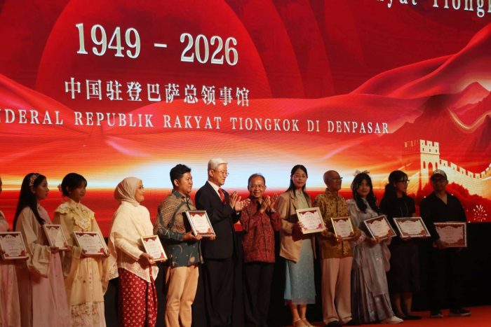 gubernur-bali-wayan-koster-sampaikan-selamat-hut-ke-77-berdirinya-republik-rakyat-tiongkok