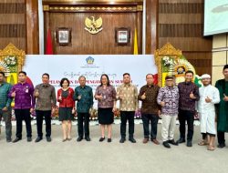 Gubernur Koster Lantik Sembilan Anggota BPSK Kota Denpasar Periode 2026-2031