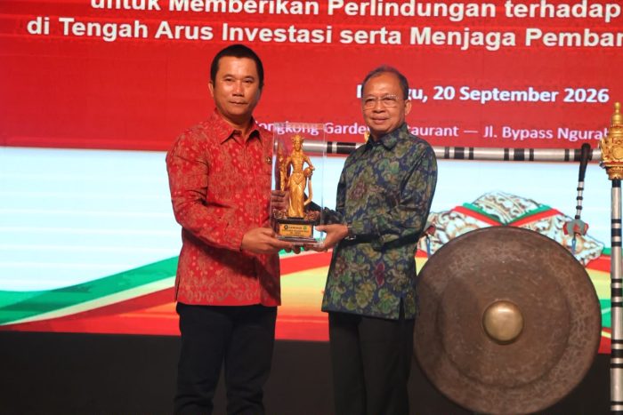 gubernur-koster-lindungi-lahan-pertanian-bali-di-tengah-tekanan-investasi