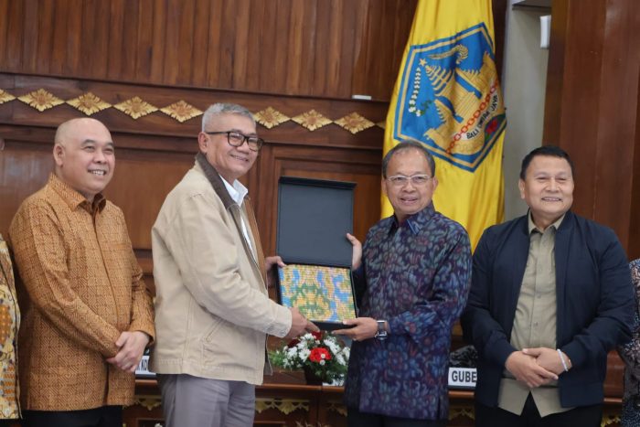 komisi-ii-dpr-ri-soroti-pengelolaan-aset-pemprov-bali-koster-ungkap-5-436-bidang-tanah