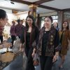 Wastra Karangasem Unjuk Pesona di Dekranasda Bali Fashion Day