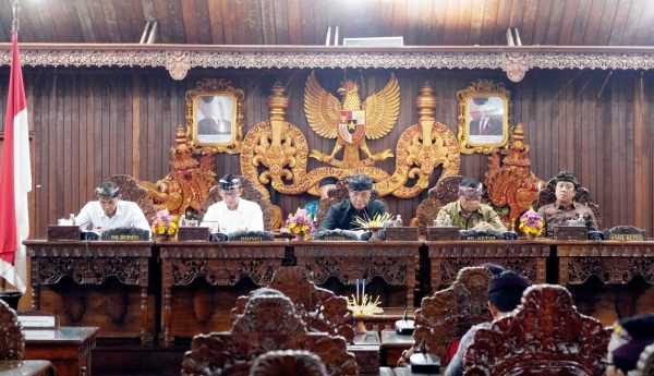dprd-dan-pemkab-klungkung-sahkan-ranperda-pemajuan-kebudayaan-jadi-perda
