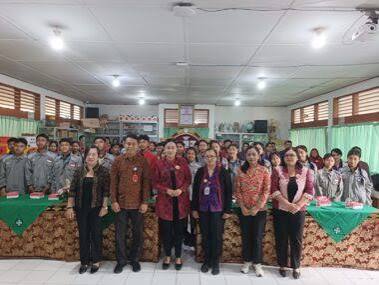 gow-bangli-sosialisasikan-pencegahan-bullying-di-smpn-1-kintamani