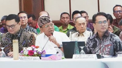 gubernur-koster-terima-banggar-dpr-ri-dorong-dukungan-apbn-untuk-infrastruktur-strategis-bali
